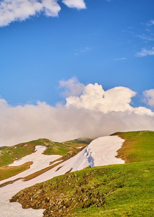 cloudy over the mountain